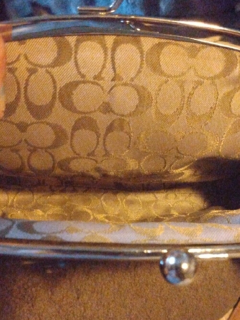 Vintage Coach Tan leather kiss purse clutch - Picture 6 of 7